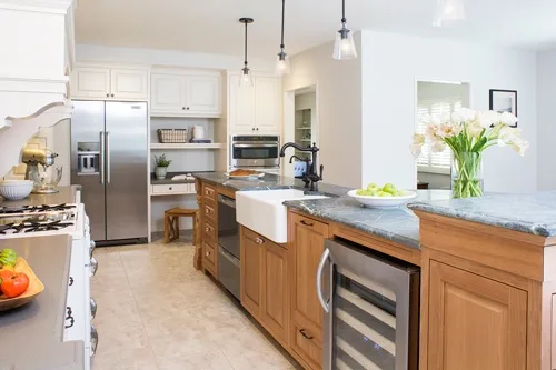 HB_RooseveltRes_KitchentoLiving_LR