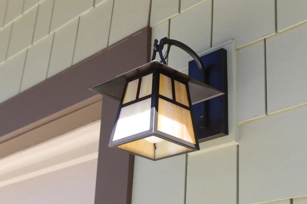 Craftsman-style outdoor sconce